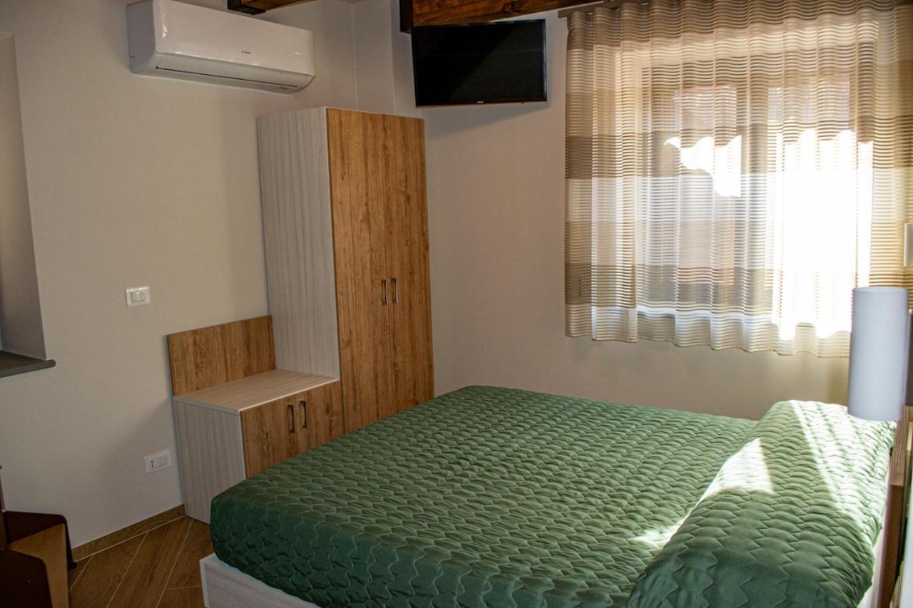 L'Antica Fontana - Casa Vacanze B&B Viggianello Zewnętrze zdjęcie